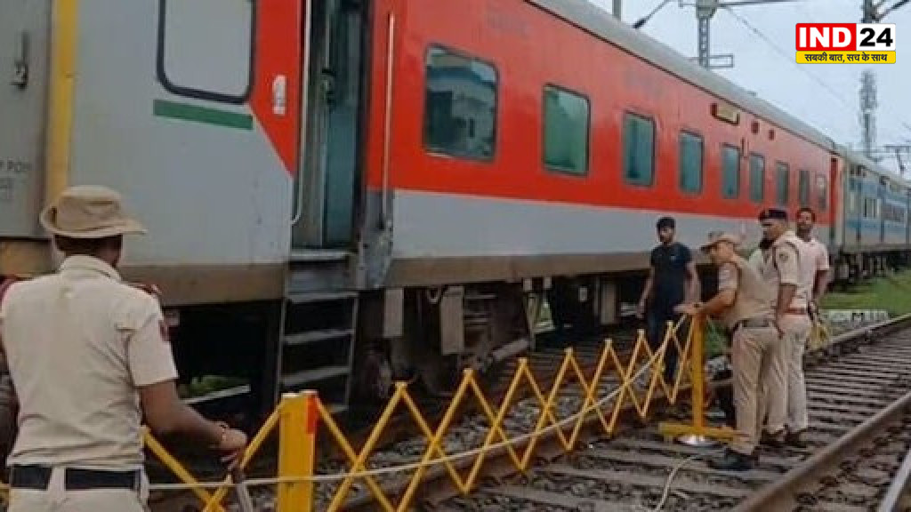 आरा जंक्शन पर महानंदा एक्सप्रेस दुर्घटनाग्रस्त: दो बोगियां पटरी से उतरीं