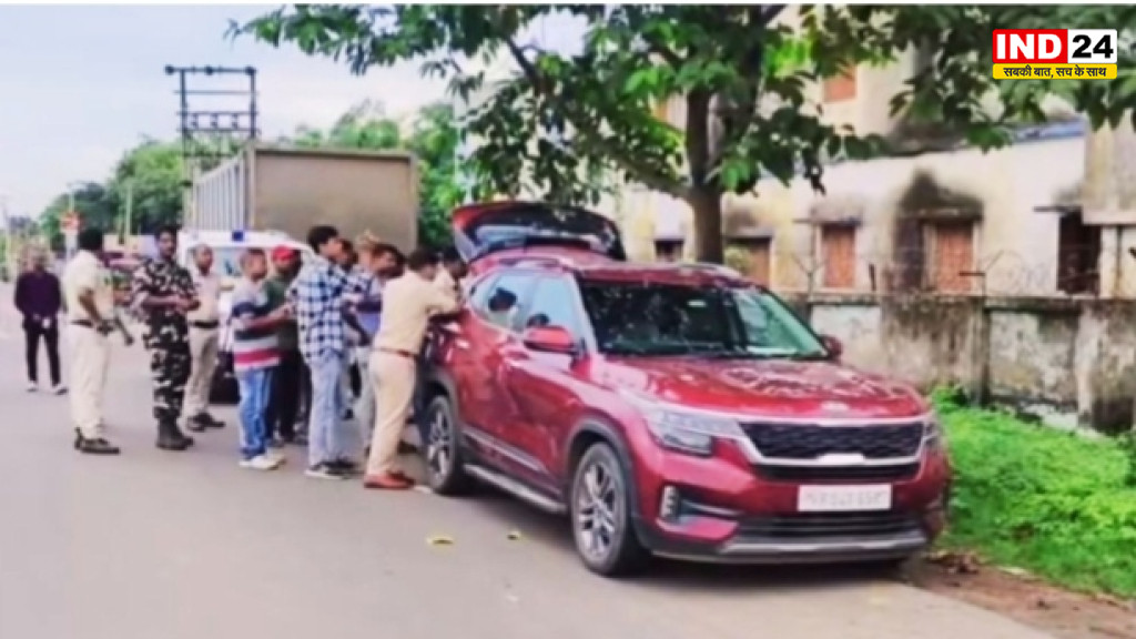 बोलपुर में नाका चेकिंग के दौरान बड़ा खुलासा, लग्जरी कार से देशी-विदेशी नोटों से भरा बक्सा बरामद; 2 हिरासत में