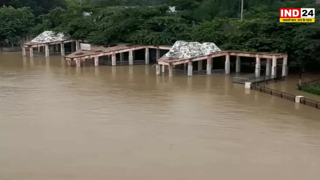 बिहार के 12 जिलों में बाढ़ से 22 लाख से ज्यादा लोग प्रभावित, यूपी में फायर स्टेशन डूबा, उत्तराखंड के 4 जिलों में स्कूल बंद