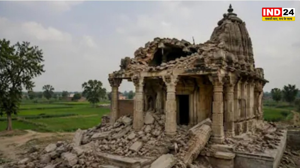 पाकिस्तान में 100 साल पुराने मंदिर को तोड़ा गया, TLP पर मदरसे के लिए जमीन हथियाने का आरोप