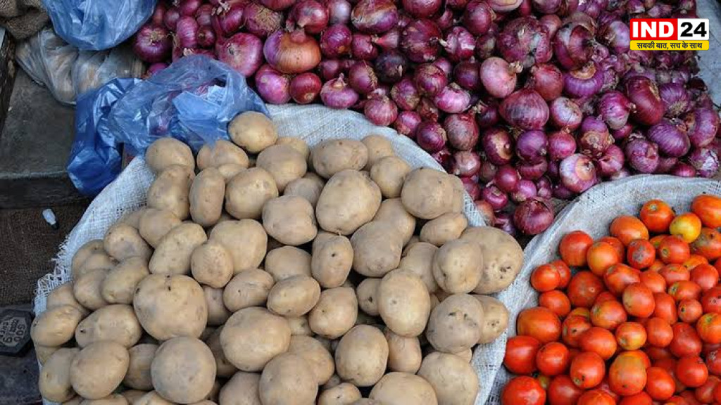 Onion Price: प्याज की कीमतों में बेतहाशा उछाल, एक महीने में 84% महंगा हुआ भाव; आलू-टमाटर का क्या हाल?