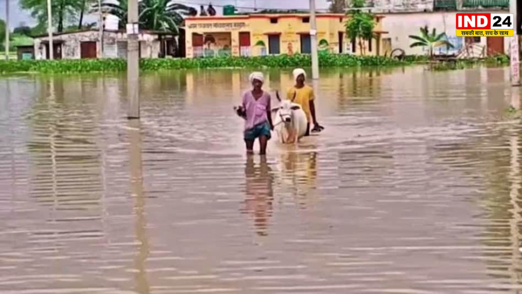 यूपी में बाढ़ से बिगड़े हालात, 26 जिलों में लाखों लोग प्रभावित; गंगा-सरयू का बढ़ता जलस्तर बना चिंता