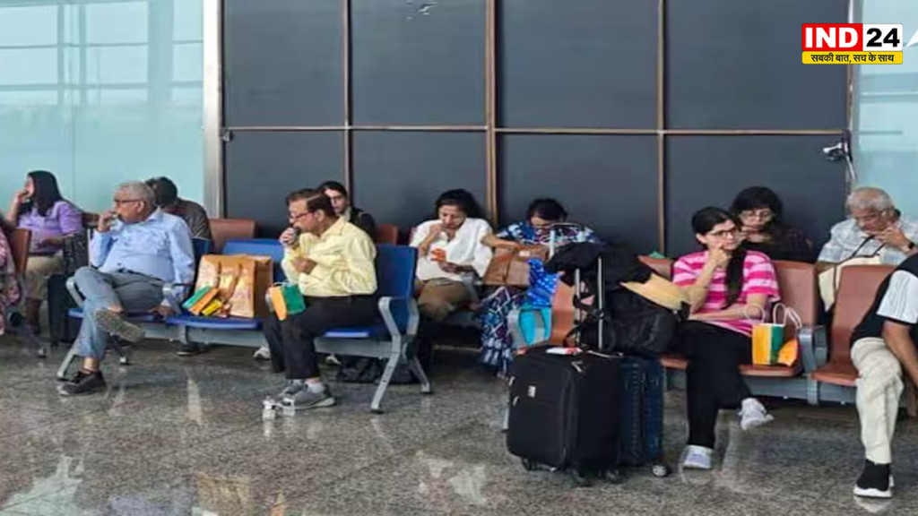 Delhi Airport Flight Delay: दिल्ली में तेज बारिश से हवाई सफर प्रभावित, 200 से ज्यादा फ्लाइट लेट; यात्रियों के लिए Indigo की एडवाइजरी जारी