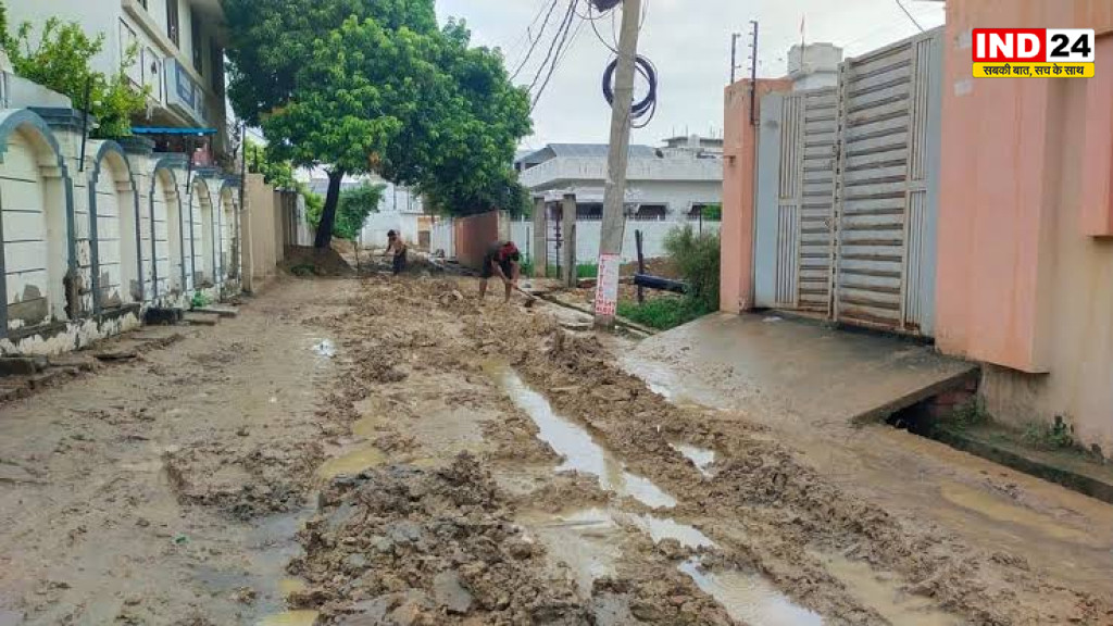 UP Road Repair: यूपी में खराब सड़कों की अब होगी तुरंत निगरानी, फोटो-वीडियो के जरिए दर्ज होगी शिकायत