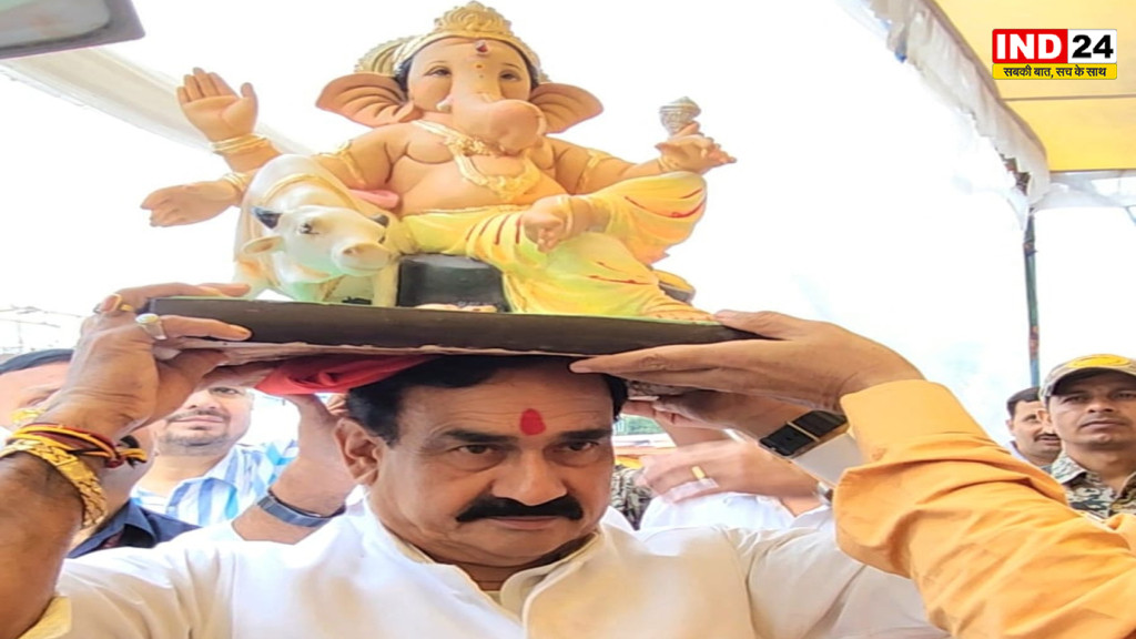 पूर्व गृह मंत्री डॉ.नरोत्तम मिश्रा ने भोपाल स्थित निवास पर विधि-विधान से की भगवान गणेश की स्थापना, सुख-शांति और समृद्धि की कामना