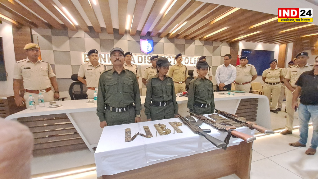 बांकुड़ा में 3 माओवादी नेताओं का आत्मसमर्पण, हथियार छोड़ मुख्यधारा में लौटने का ऐलान