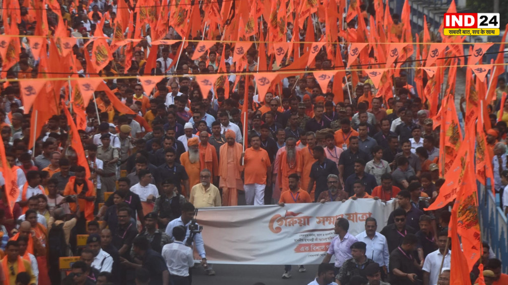 जादवपुर में गेरुआ शक्ति का प्रदर्शन, सुवेंदु अधिकारी की अगुवाई में निकली ‘गेरुआ सम्मान यात्रा’