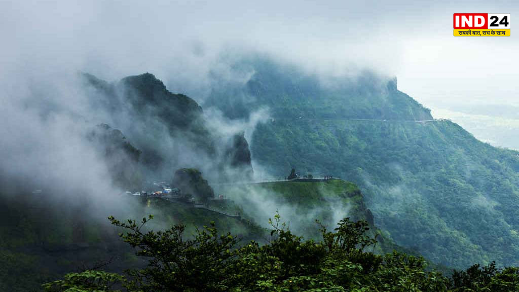 मानसून विदा होने से पहले अंतिम वार, दिल्ली से हिमाचल तक बारिश और पहाड़ों पर बर्फबारी