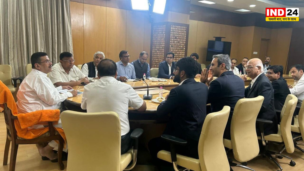 बंगाल में निवेश की तैयारी, नवान्न में रिलायंस अधिकारियों से मिले मुख्यमंत्री सुवेंदु अधिकारी