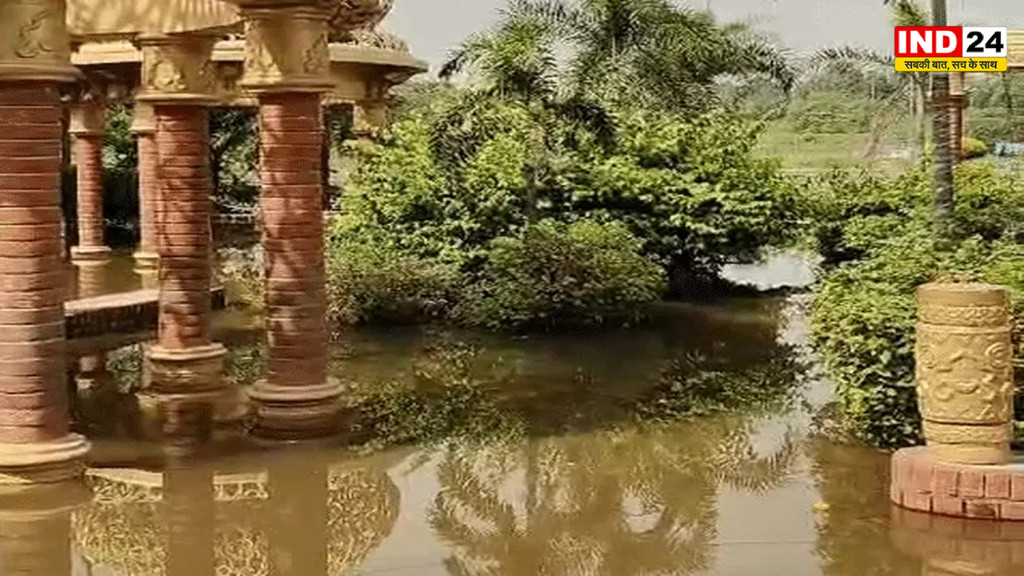 लखनऊ में हनुमंत धाम डूबा,  गोंडा में 2 बीघा फसल नदी में समाई, 33 जिलों में अलर्ट