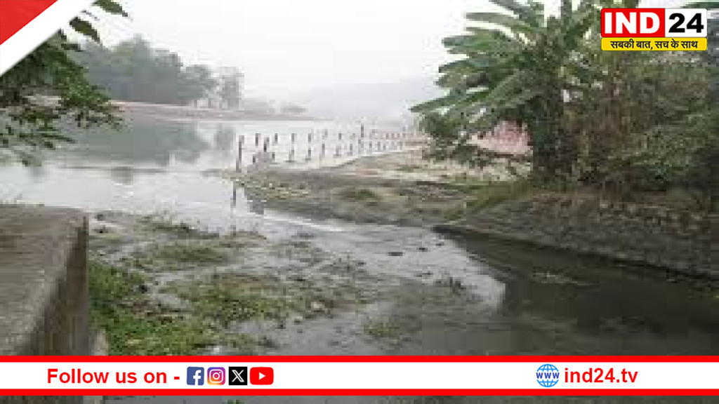 उत्तरकाशी में जल संस्थान की लापरवाही से गंगा में बह रही गंदगी, स्थानीय लोगों ने उठाए सवाल