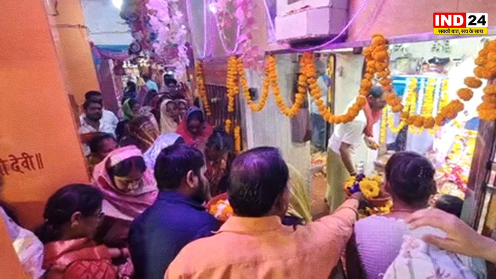 Navratri 2026: नवरात्रि के पहले दिन देवी मंदिरों में उमड़ा आस्था का सैलाब, कन्नौज से देवास तक भक्तों की भीड़