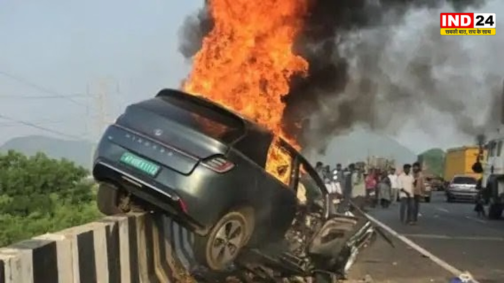 आंध्र प्रदेश में भीषण सड़क हादसा, एक ही परिवार के 4 लोगों की मौत