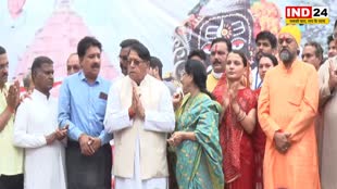 कांग्रेस नेता पीसी शर्मा ने अपनी विधानसभा के मतदाताओं को बाबा महाकाल के दर्शन कराने के लिए भेजा