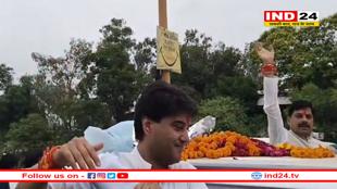 गुना में बाढ़ प्रभावित क्षेत्रों में पहुंचे सिंधिया और मुख्यमंत्री