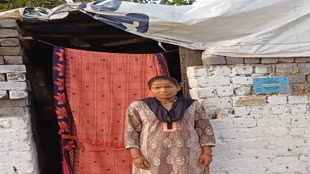 CG News : झोपड़ी में न तो दरवाजा है और न ही छत,  उस जमीन का भी हाउस टैक्स ! देख गरीबों के उड़े होश, मेयर ढेबर बोले…