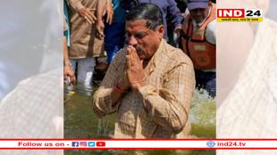 उज्जैन में शिप्रा नदी के घाट पर सीएम मोहन यादव ने किया श्रमदान