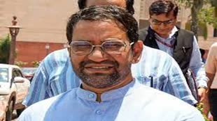 बीजेपी सांसद निरहुआ को सता रहा है टिकट कटने का डरा! इस बयान के बाद हलचल हुई तेज