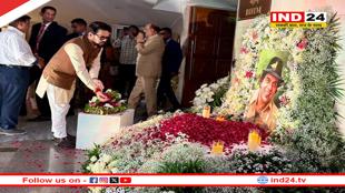 धर्मेंद्र की प्रार्थना सभा में पहुंचे सांसद अनुराग ठाकुर, कहा –‘हम उनके परिवार के साथ…’