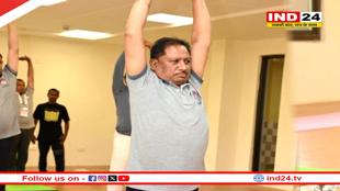 योग के साथ ‘चिंतन शिविर 2.0’ के दूसरे दिन की शुरूआत, CM साय ने कई आसनों का किया अभ्यास