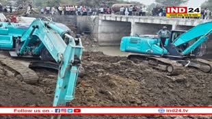 एमपी में बड़ा हादसा, पुल की दीवार ढहने से मलबे में दबे कई लोग