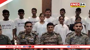 5 महिलाओं समेत 15 सक्रिय माओवादियों ने किया सरेंडर, कुल 48 लाख का इनाम था घोषित