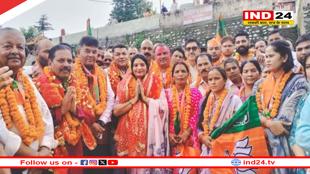 अंचला बोहरा बनीं चंपावत ब्लॉक की निर्विरोध ब्लॉक प्रमुख, कार्यकर्ताओं ने निकाला भव्य विजय जुलूस