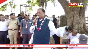 बेमेतरा जिले के सहसपुर में उतरा सीएम साय का हेलीकॉप्टर, लोगों की मांग पर की ये घोषणाएं