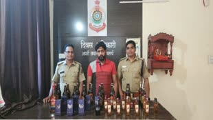 CG NEWS : शराब लाकर शहर में खपाने वाला आरोपी गिरफ्तार, 15 लीटर अंग्रेजी शराब समेत वाहन जब्त 