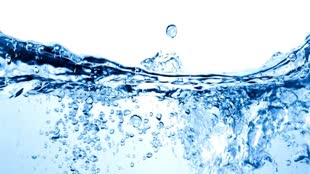 क्या गर्मियों में गर्म पानी पीना चाहिए या नहीं ? अगर पीते हैं, तो क्या इससे सेहत को मिलेगा फायदें...