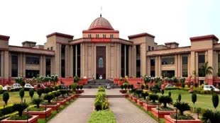 CG NEWS :  हाईकोर्ट ने वकील से पूछा ‘याचिका’ को छत्तीसगढ़ी में क्या बोलते हैं…जानिए वकील ने क्या कहा  