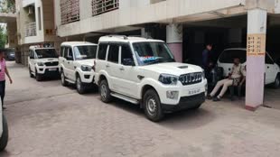 CG News : रायपुर के करिज्मा अपार्टमेंट में चली गोली। पुलिस और FSL के अधिकारी मौके पर मौजूद...