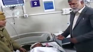 Union Minister: केंद्रीय मंत्री प्रहलाद पटेल की सुरक्षा में लगे पुलिस वाहन को बस ने मारी टक्कर, 3 पुलिसकर्मी घायल