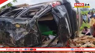 अनूपपुर में भीषण सड़क हादसा, बाइक को टक्कर मारकर घर में घुसी कार, 5 की मौत, 3 गंभीर घायल