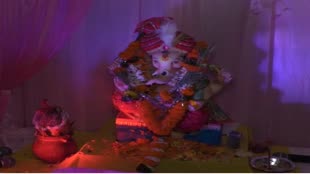 CG NEWS :  प्रदेश में पर्यावरण प्रेमी बना रहे मिट्टी के गणेश, नदियों में कम होगा प्रदूषण! लोगों के लिए बना आकर्षण का केंद्र