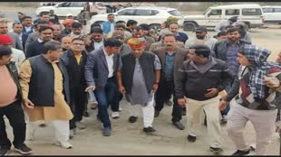 Rajasthan News: हेल्थ मिनिस्टर खींवसर की डॉक्टरों को चेतावनी बोले- 'डॉक्टर टाइम पर नहीं आए तो होंगे सस्पेंड...'