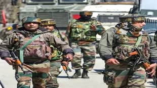 अनंतनाग में घुसे दो आतंकियों को सुरक्षाबलों ने घेरा, बुधवार को मुठभेड़ में सेना के एक कर्नल सहित 3 सुरक्षा बल के अधिकारी शहीद