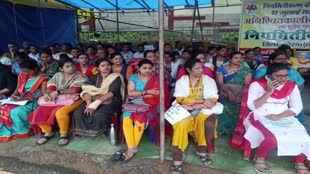 CG NEWS : 24 सुत्रीय मांग को पूरा करने का मिला आश्वासन, स्वास्थ्यकर्मियों ने की हड़ताल स्थगित....