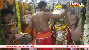 सावन के पहले सोमवार महाकाल मंदिर में लगा भक्तों का तांता, बाबा ने राजा स्वरूप में दिए दर्शन