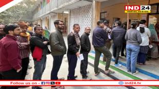 दिल्ली में 5 बजे तक 57 फीसदी से ज्यादा वोटिंग, इस सीट पर सबसे कम पड़े वोट