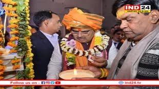 CM बनने के बाद भजनलाल शर्मा पहुचे भगवान की शरण में: गोवर्धन मंदिर में की पूजा- अर्चना