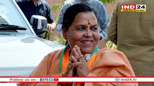  मुरैना के अल्प प्रवास पर रहीं पूर्व मुख्यमंत्री उमा भारती, पत्रकारों से हुईं मुखातिब 