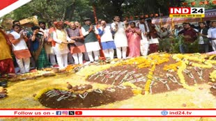 सीएम ने की गोवर्धन पूजा,कहा- गोवंश पालने वालों को मिलेगा क्रेडिट कार्ड