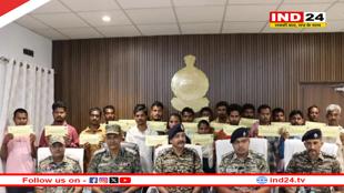 19 नक्सलियों ने किया सरेंडर, 9 पर था 28 लाख का इनाम