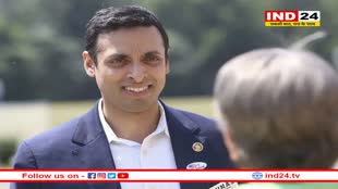 अमेरिकी सांसद ने गीता को साक्षी मानकर ली पद की शपथ