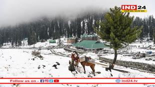 बर्फबारी से उत्तर भारत में ठंड, कोहरे से 12 राज्य मुश्किल में