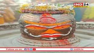 पहले पंचामृत स्नान फिर श्रृंगार, भस्म आरती में ऐसे सजे बाबा महाकाल