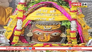 चतुर्थी पर श्री गणेश स्वरूप में सजे बाबा महाकाल