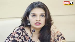 क्या देश की वित्त मंत्री टमाटर खाती हैं? - प्रियंका चतुर्वेदी 