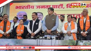 BJP में शामिल हुए दिल्ली के 8 विधायक, कल AAP से दिया था इस्तीफा 